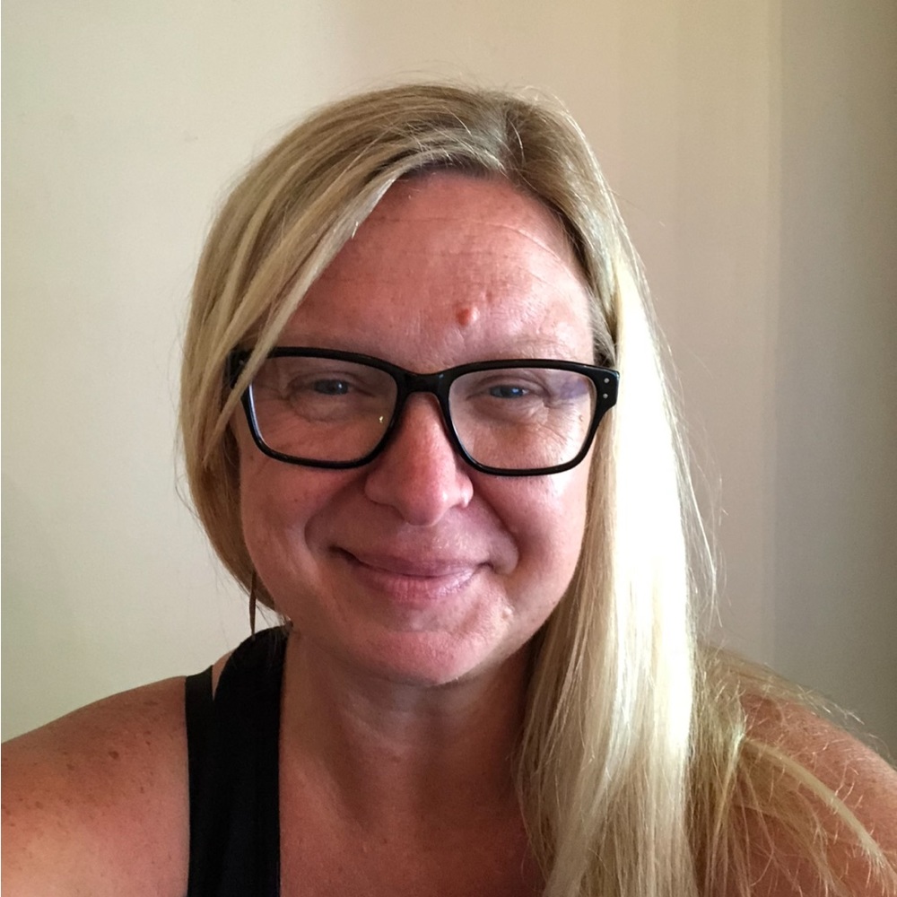 Meet your Posher, Liz